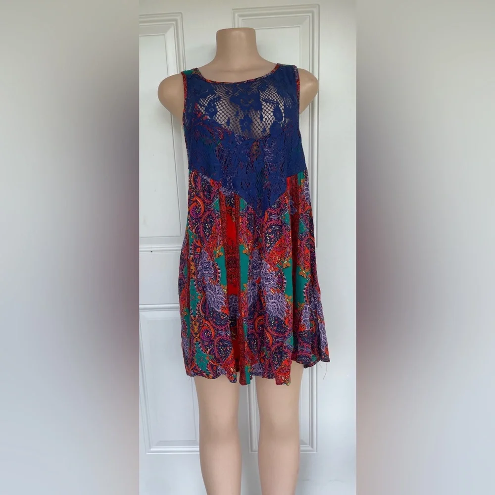 Free People Multicolored Patterned Fabric - Picture 2 of 11